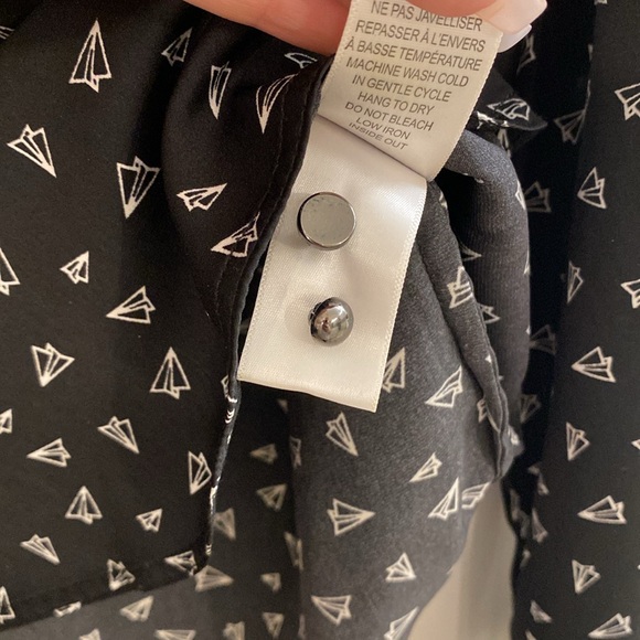 Twik from Simons polyester blouse. Cute paper plane design. Extra buttons. - Picture 4 of 5